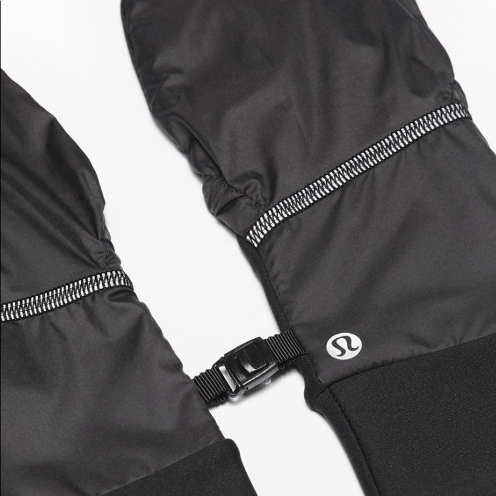 Lululemon Run Fast Gloves - Picture 13 of 13